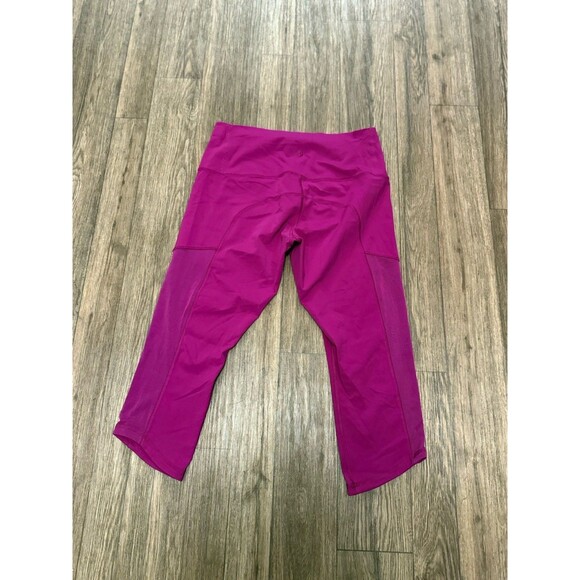 Women's LULULEMON Size 12 Magenta Hot To Street Crop Legging‎ - Picture 1 of 10